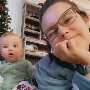 Meet your Posher, Briana